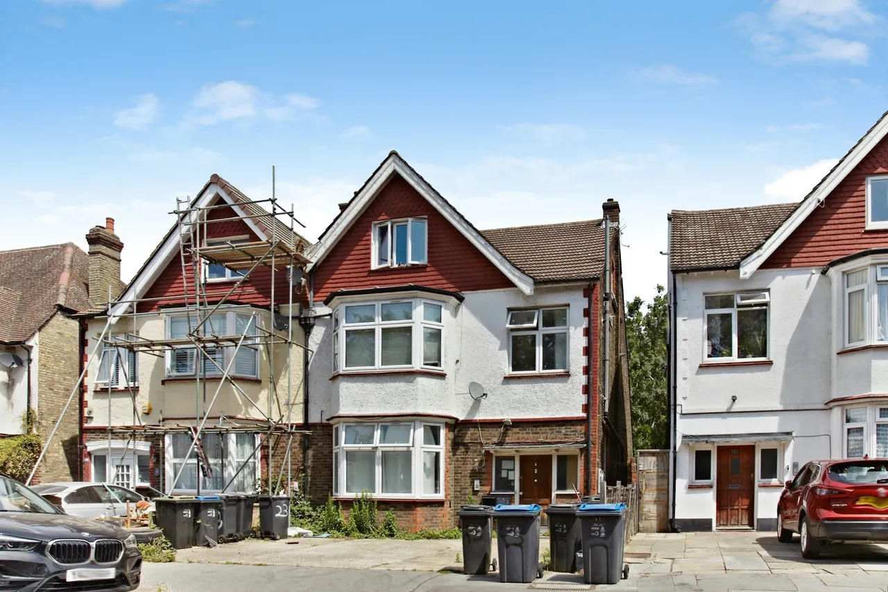 Norbury Crescent, Norbury, SW16, photo 10