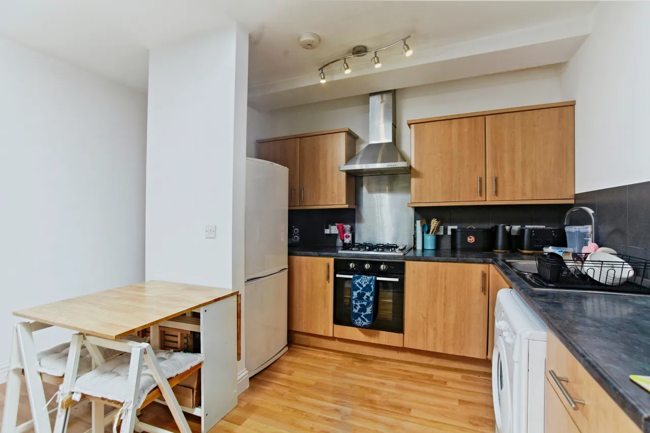 Norbury Crescent, Norbury, SW16, photo 5