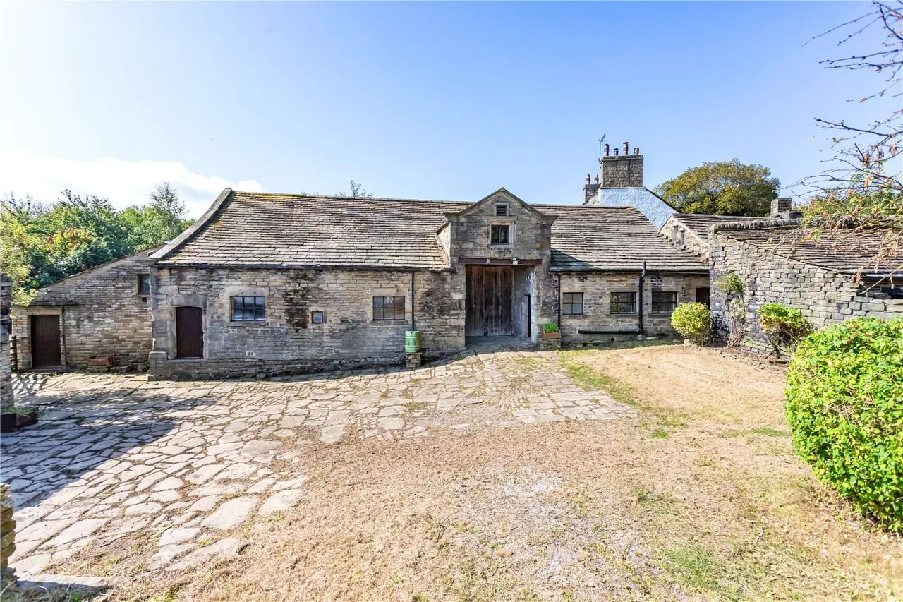 Heaton Royds Estate, Shay Lane, Bradford, West Yorkshire, BD9 6SH, photo 10