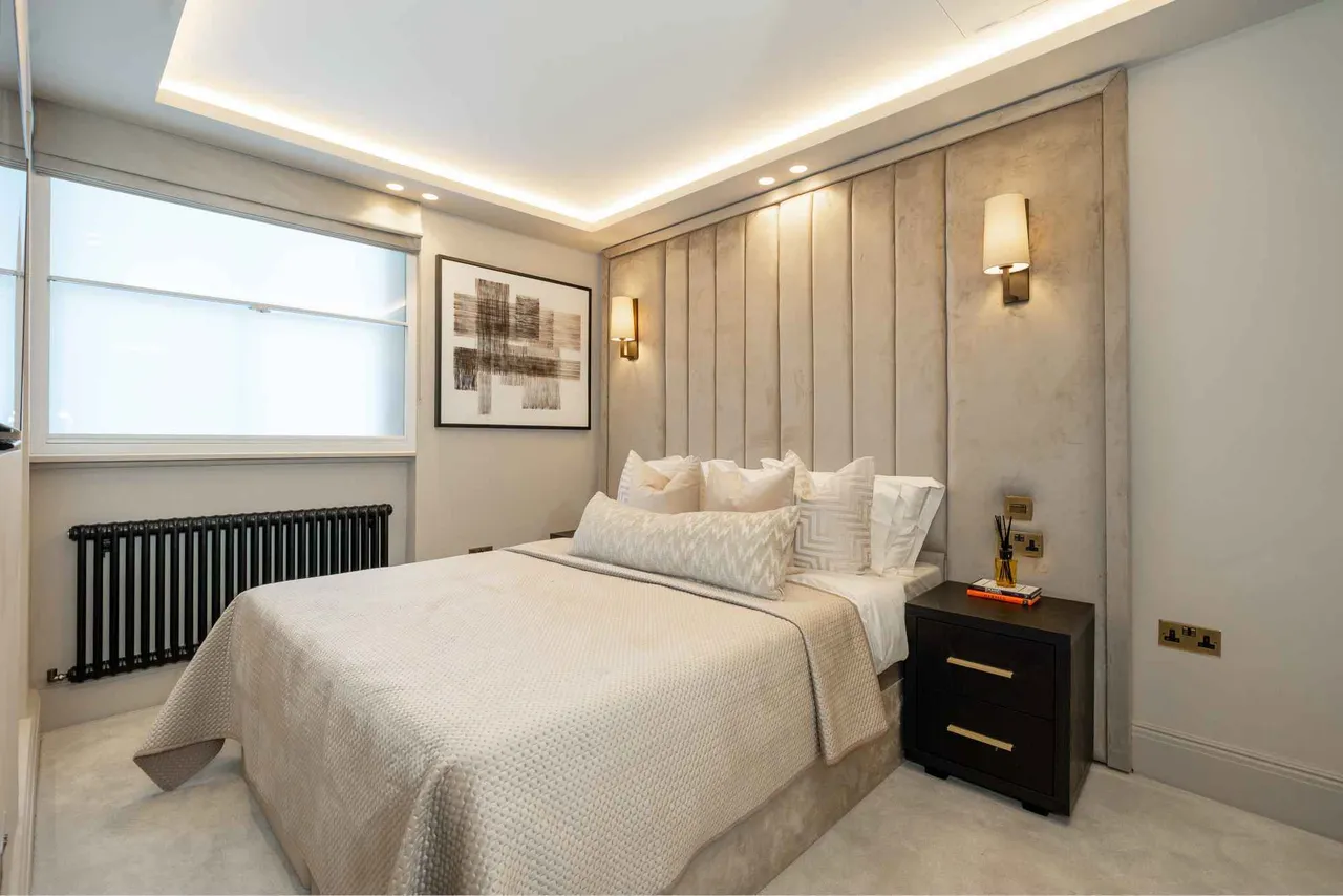Gloucester Terrace, London, W2, photo 8