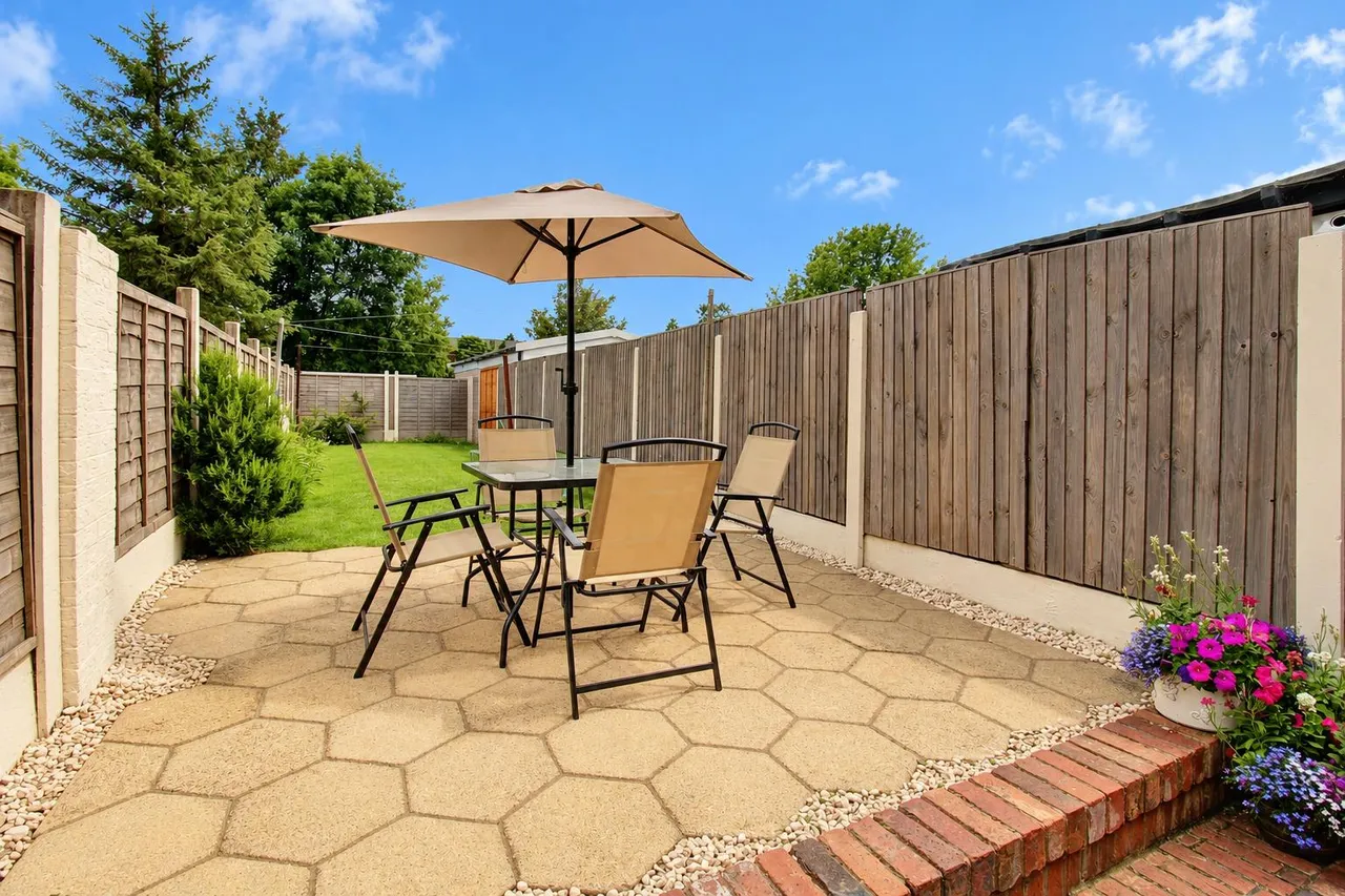 Nethersole Street, Tamworth, B78, photo 15