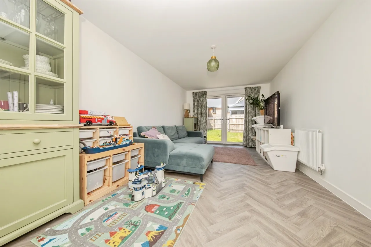 Vardri Close, Colchester, photo 8