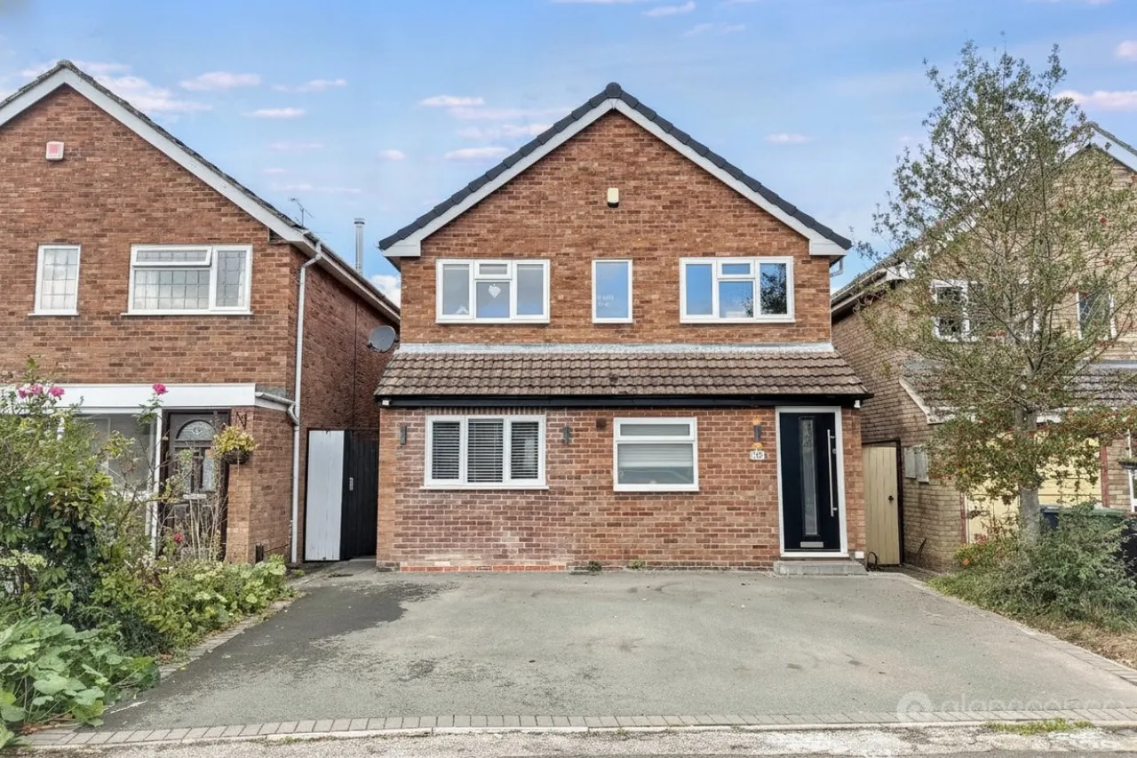 4 bed house for sale, Wentworth Drive, Whitestone, CV11