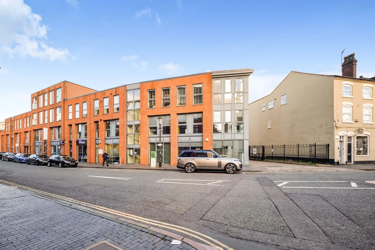 Caroline Street, Birmingham, B3, photo 12