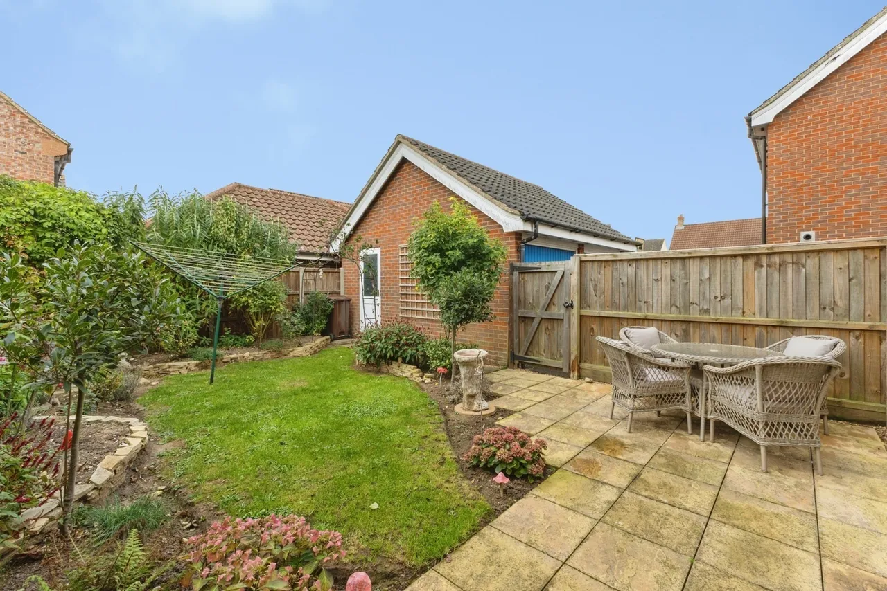 Bramble Way, Wymondham, NR18, photo 13