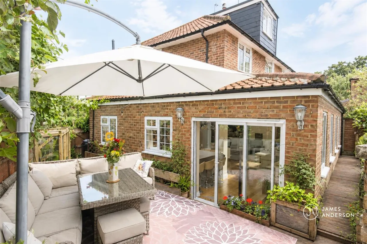 Greenstead Gardens, London, SW15, photo 9