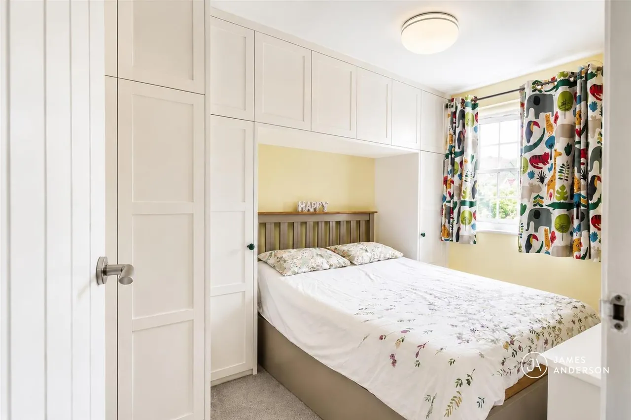 Greenstead Gardens, London, SW15, photo 5
