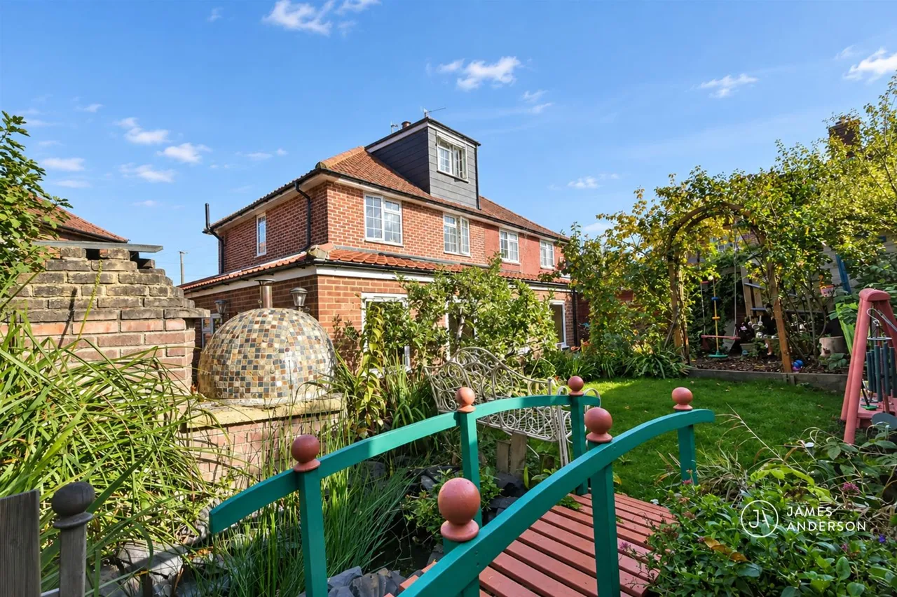 Greenstead Gardens, London, SW15, photo 10