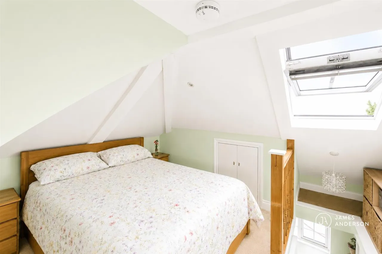 Greenstead Gardens, London, SW15, photo 8