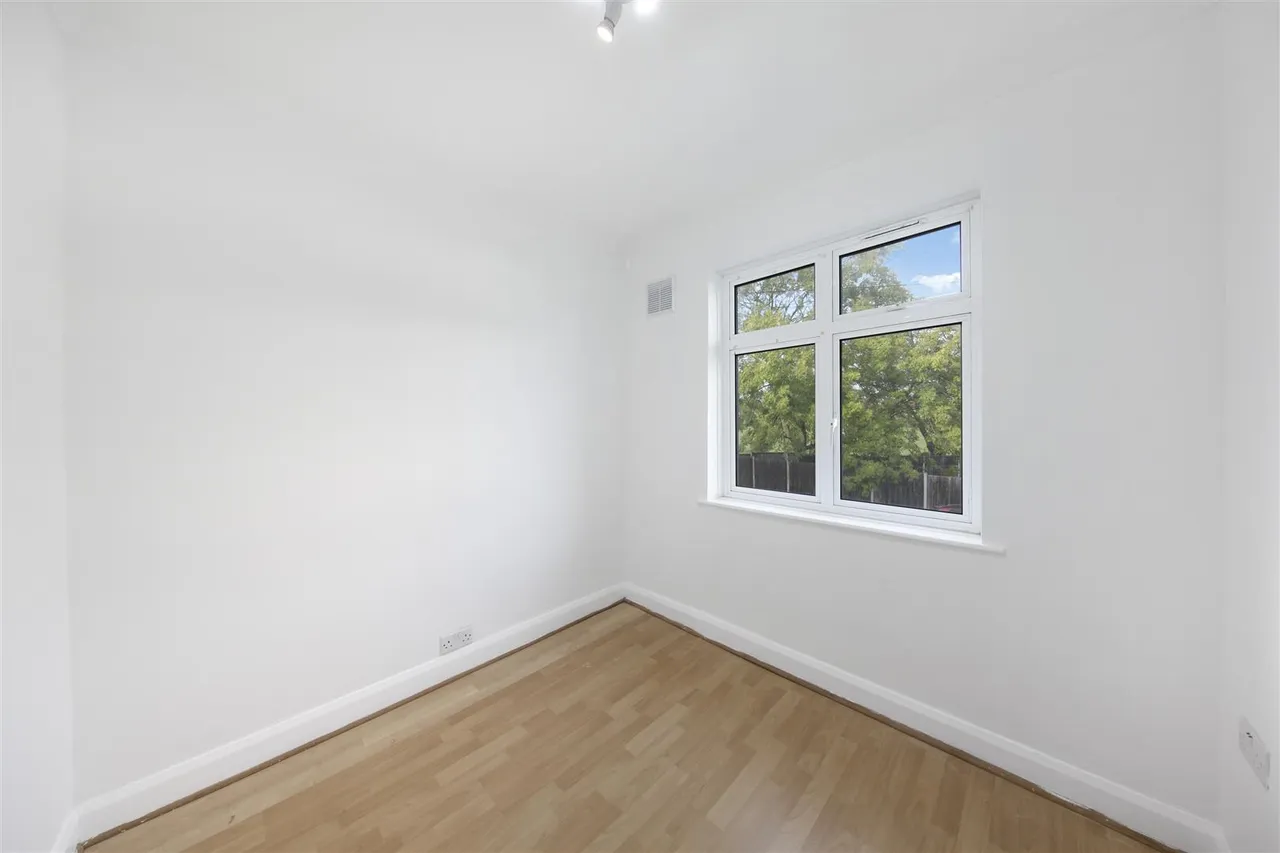 District Road, Wembley, HA0, photo 10