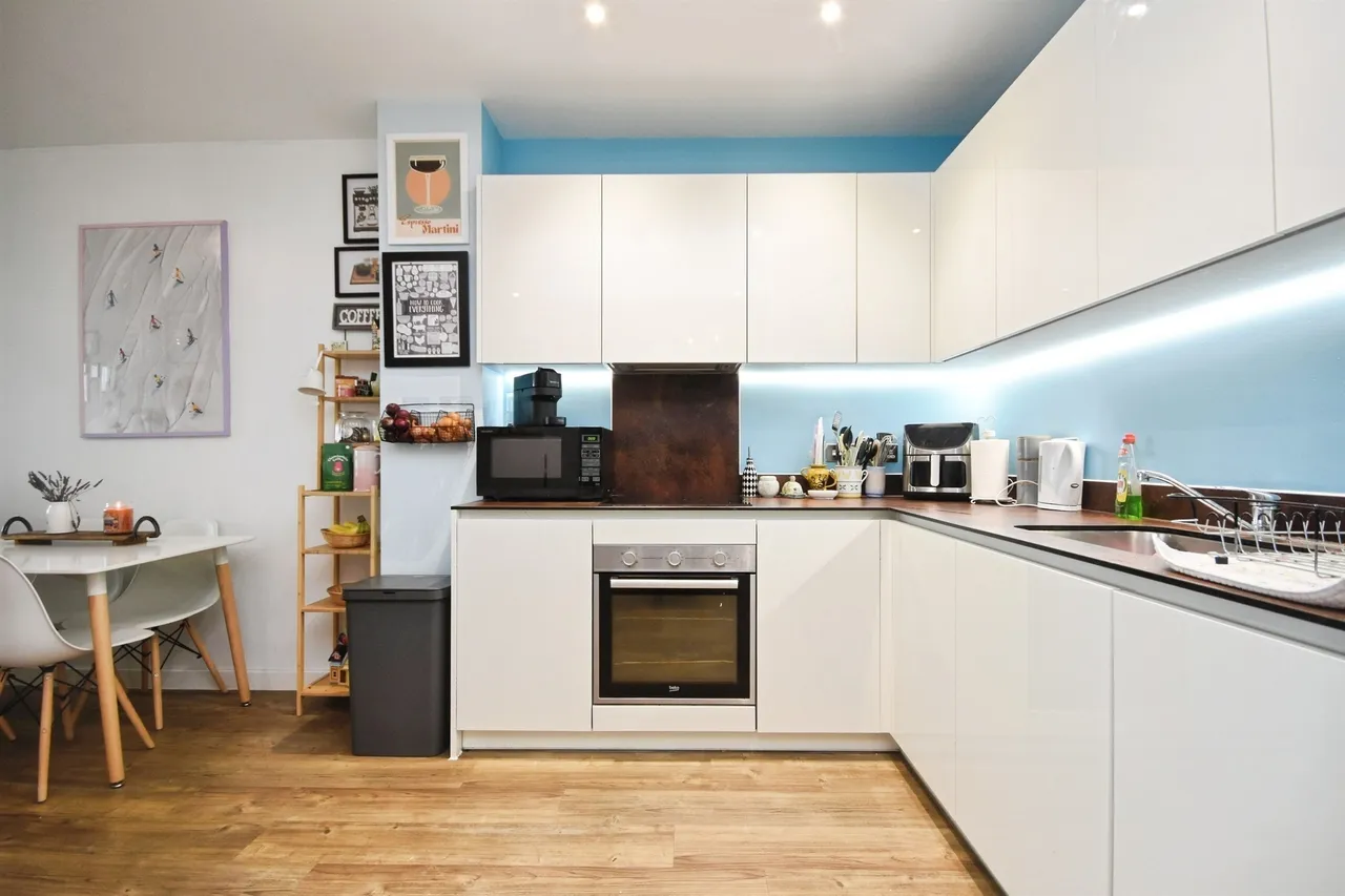 Eagle Way, Great Warley, CM13, photo 6