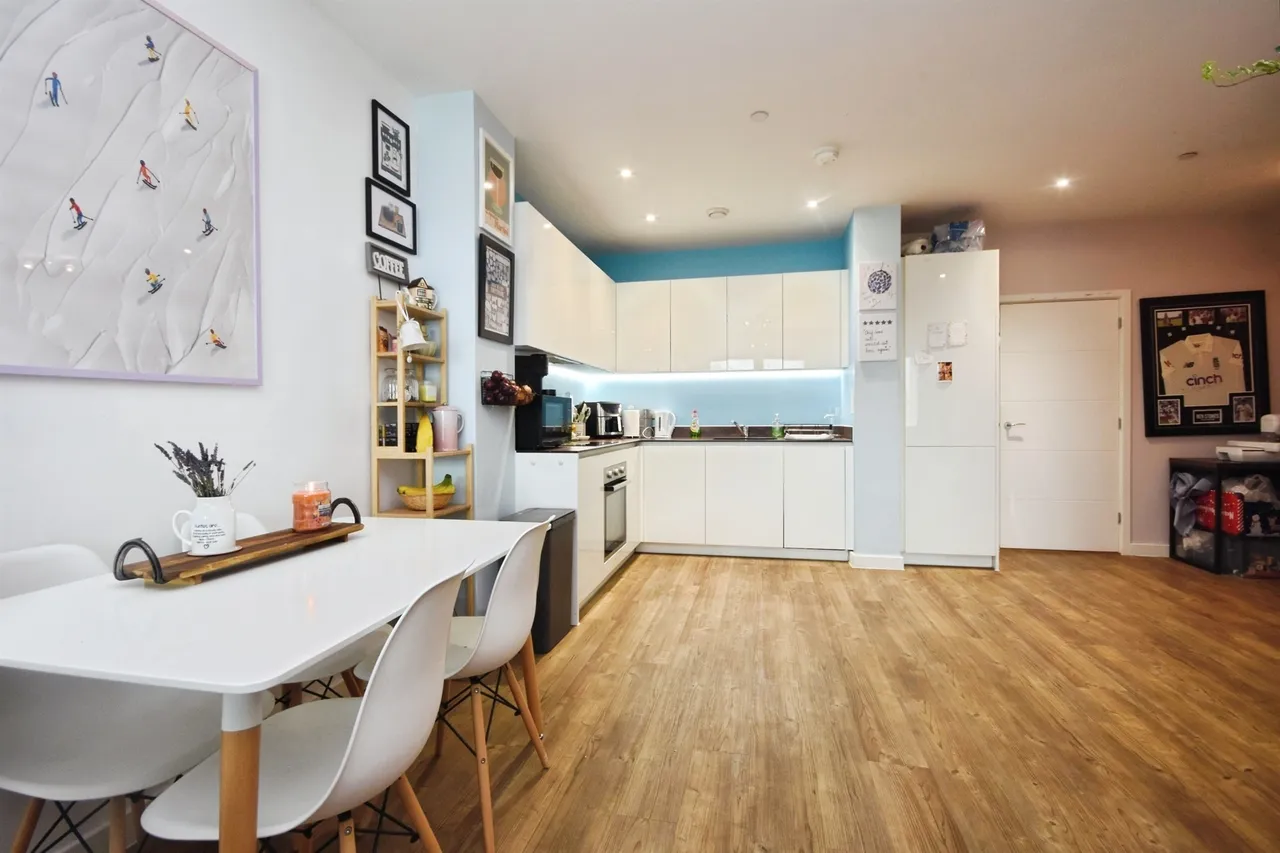 Eagle Way, Great Warley, CM13, photo 5