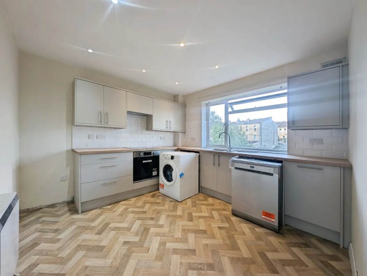 Jesse Hughes Court, Larkhall, BA1, photo 3