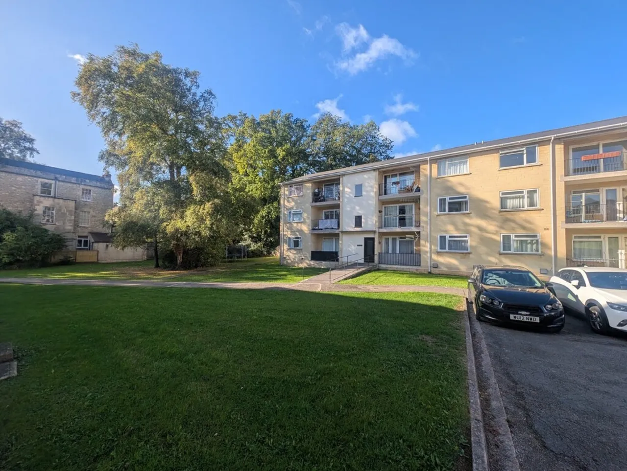 3 bed flat to rent, Jesse Hughes Court, Larkhall, BA1