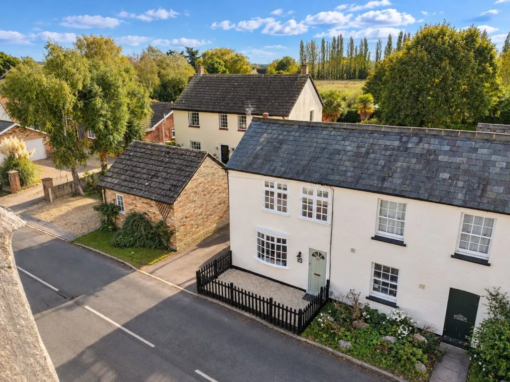 High Street, Hinxworth, SG7, photo 26
