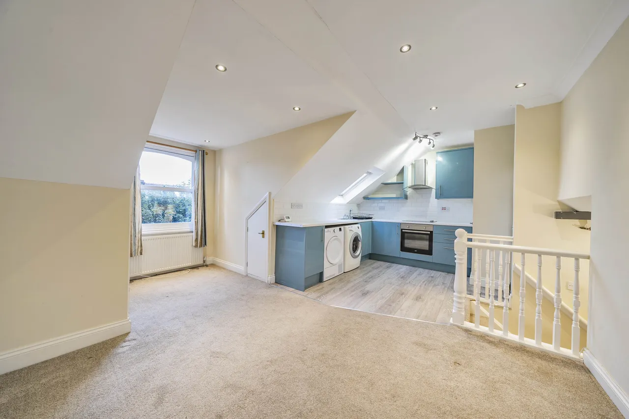 Flat 5, 29 Dalebury Road, London, photo 2