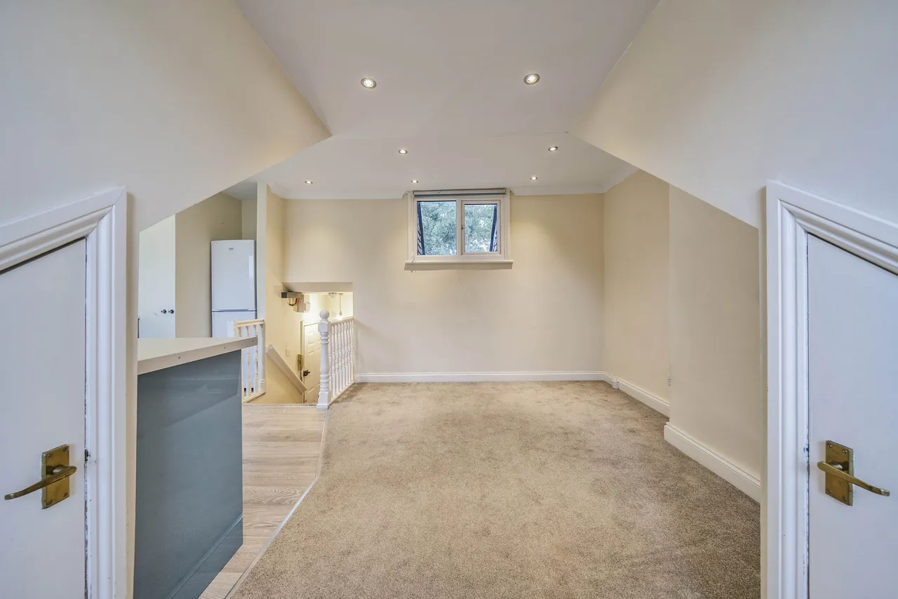 Flat 5, 29 Dalebury Road, London, photo 3