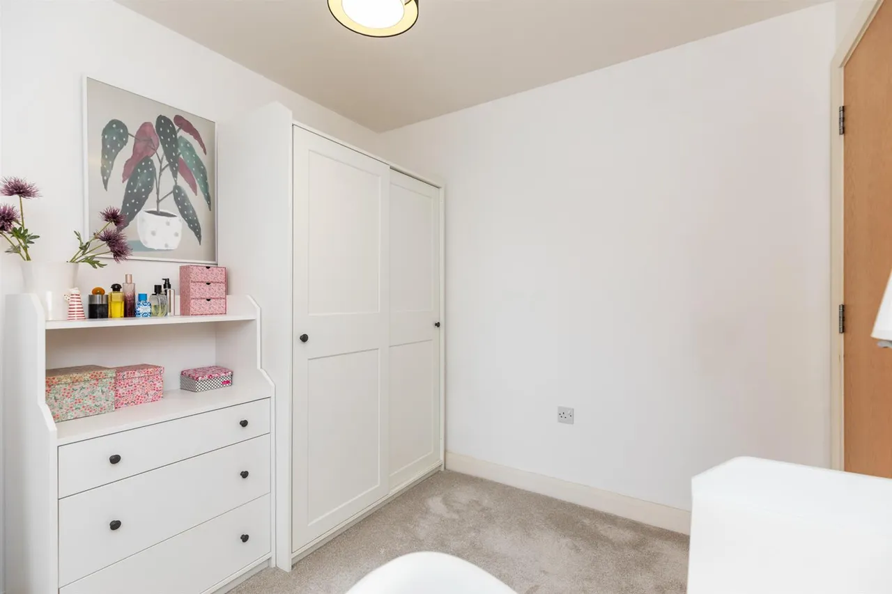 Mayfield Square, Blacks Road, BT10, photo 14
