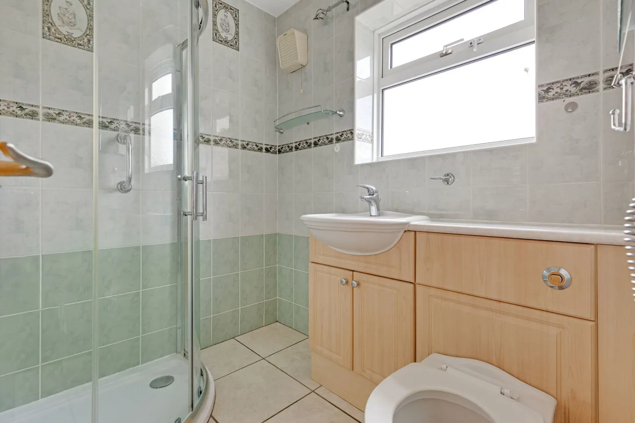 Lime Grove, Wellingborough, NN8 4SE, photo 11