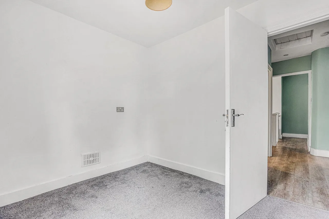 Garratt Road, Edgware, HA8, photo 9