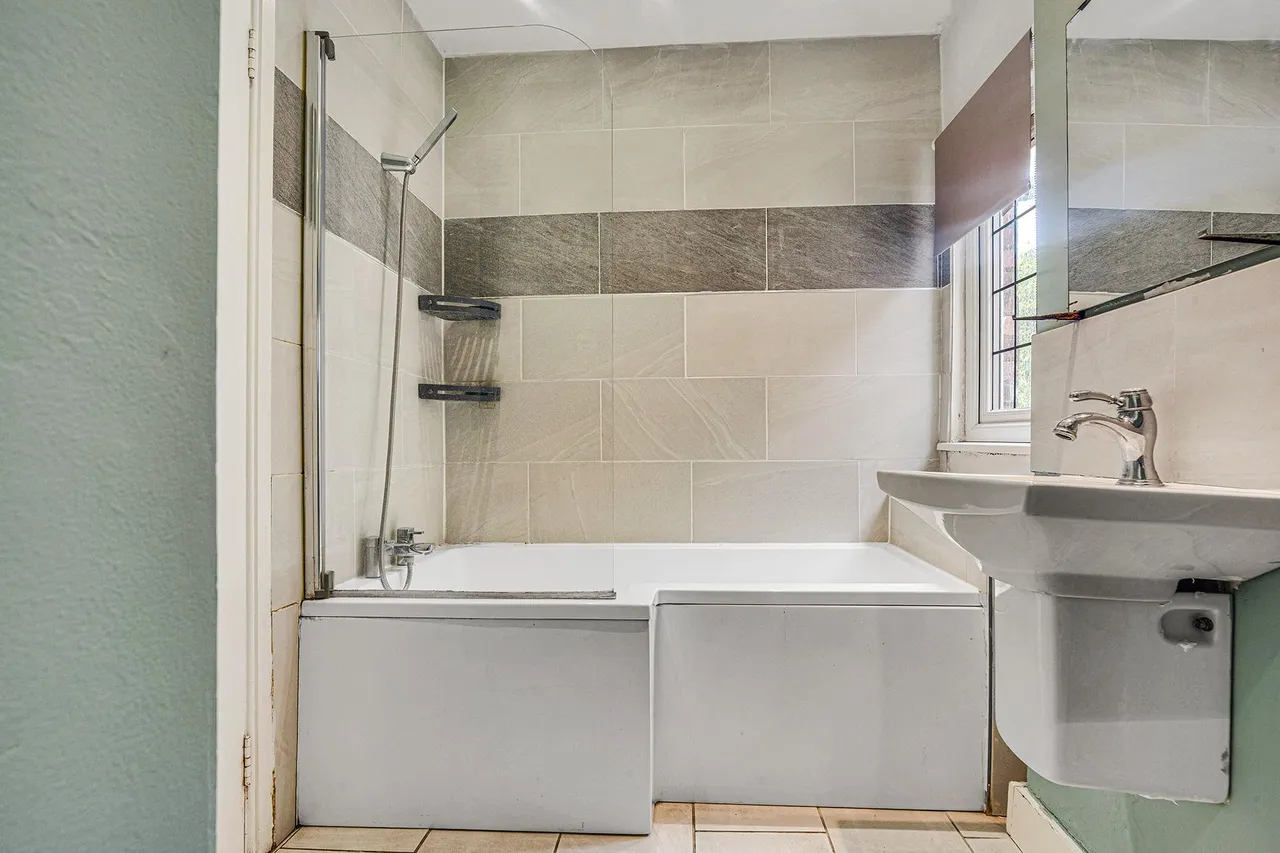 Garratt Road, Edgware, HA8, photo 10