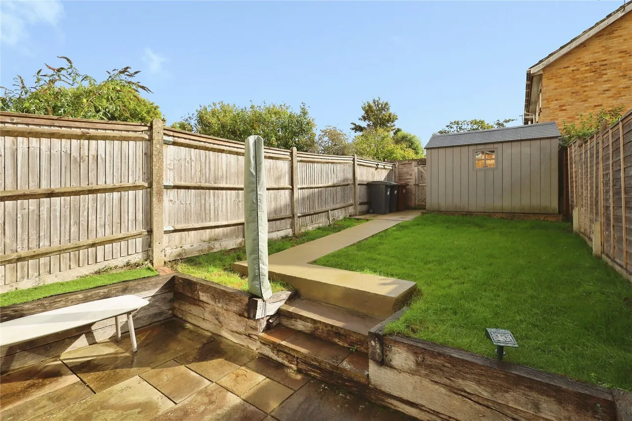 Hunters Way, Uckfield, TN22, photo 12