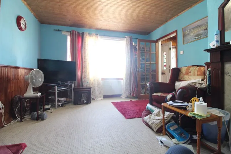 Midhurst Gardens, Luton LU3 1UG, photo 4