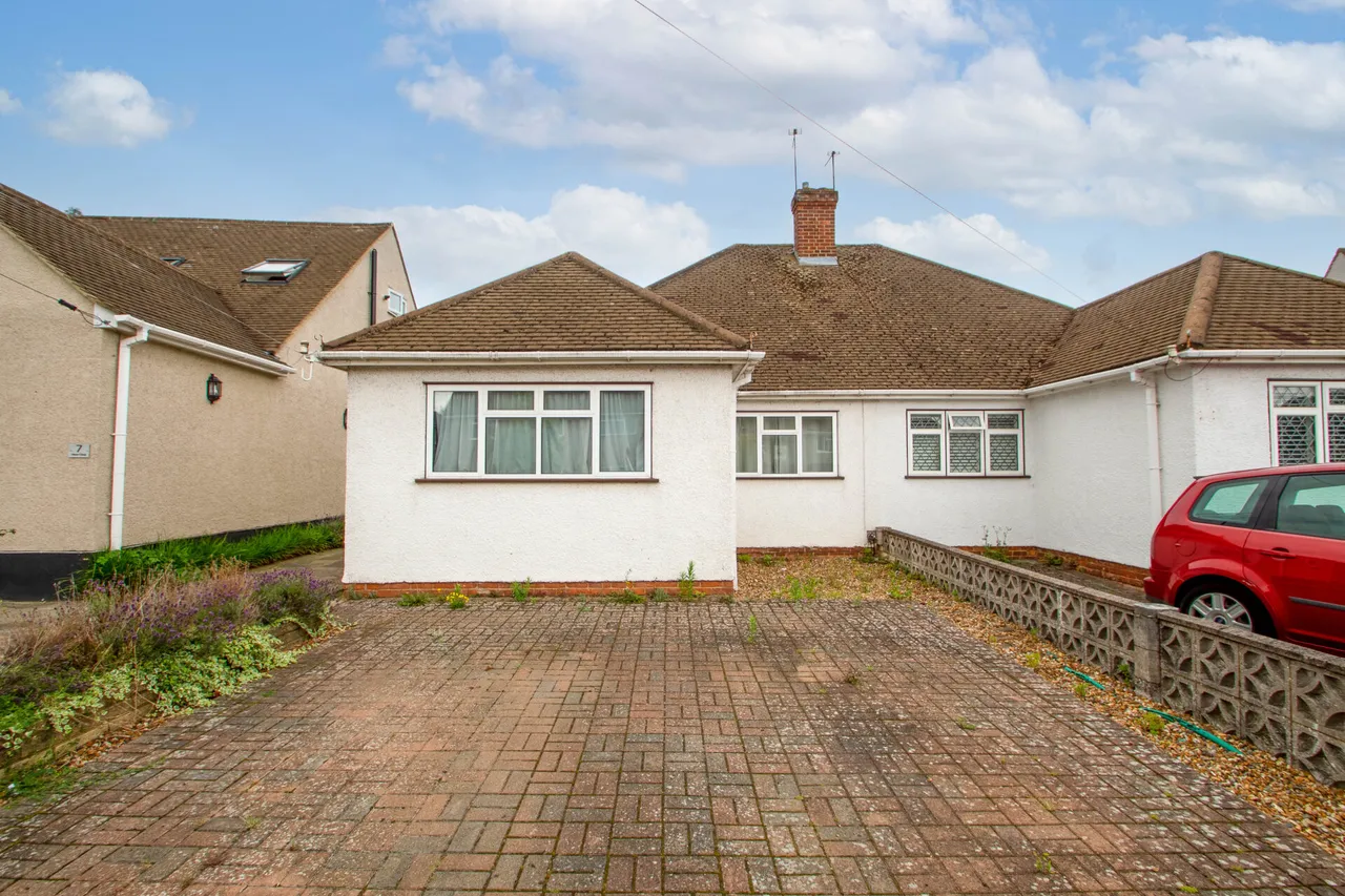 3 bed house for sale — Haven Close, Swanley