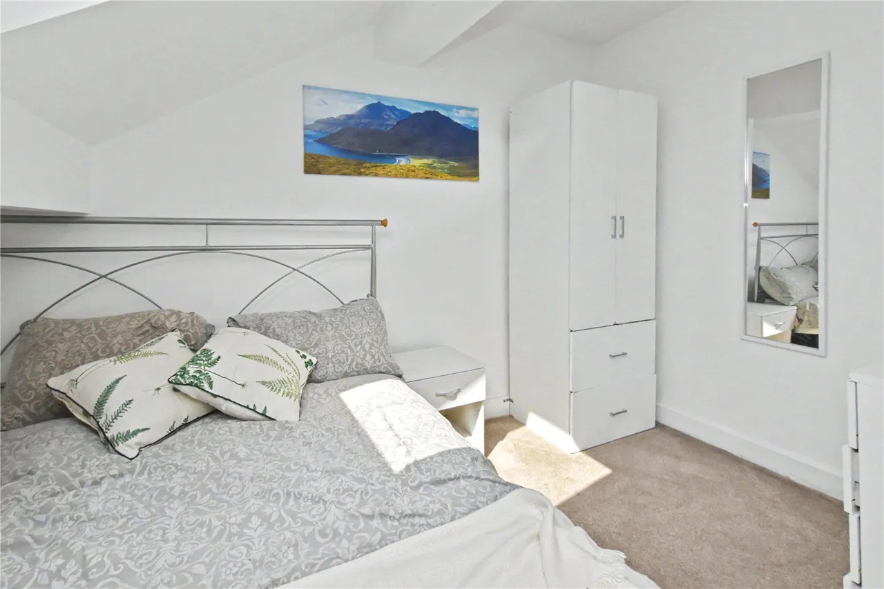 Thornville Grove, Leeds, LS6, photo 11