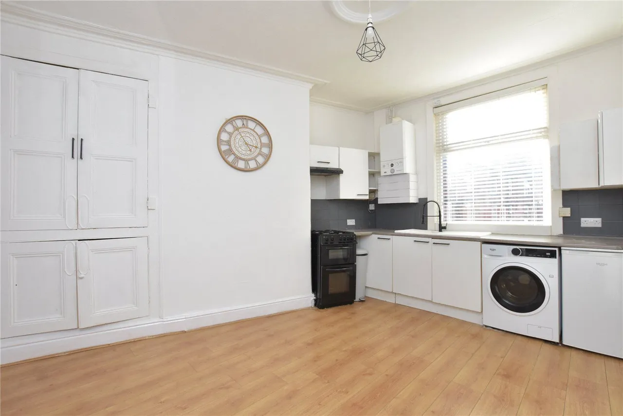Thornville Grove, Leeds, LS6, photo 4
