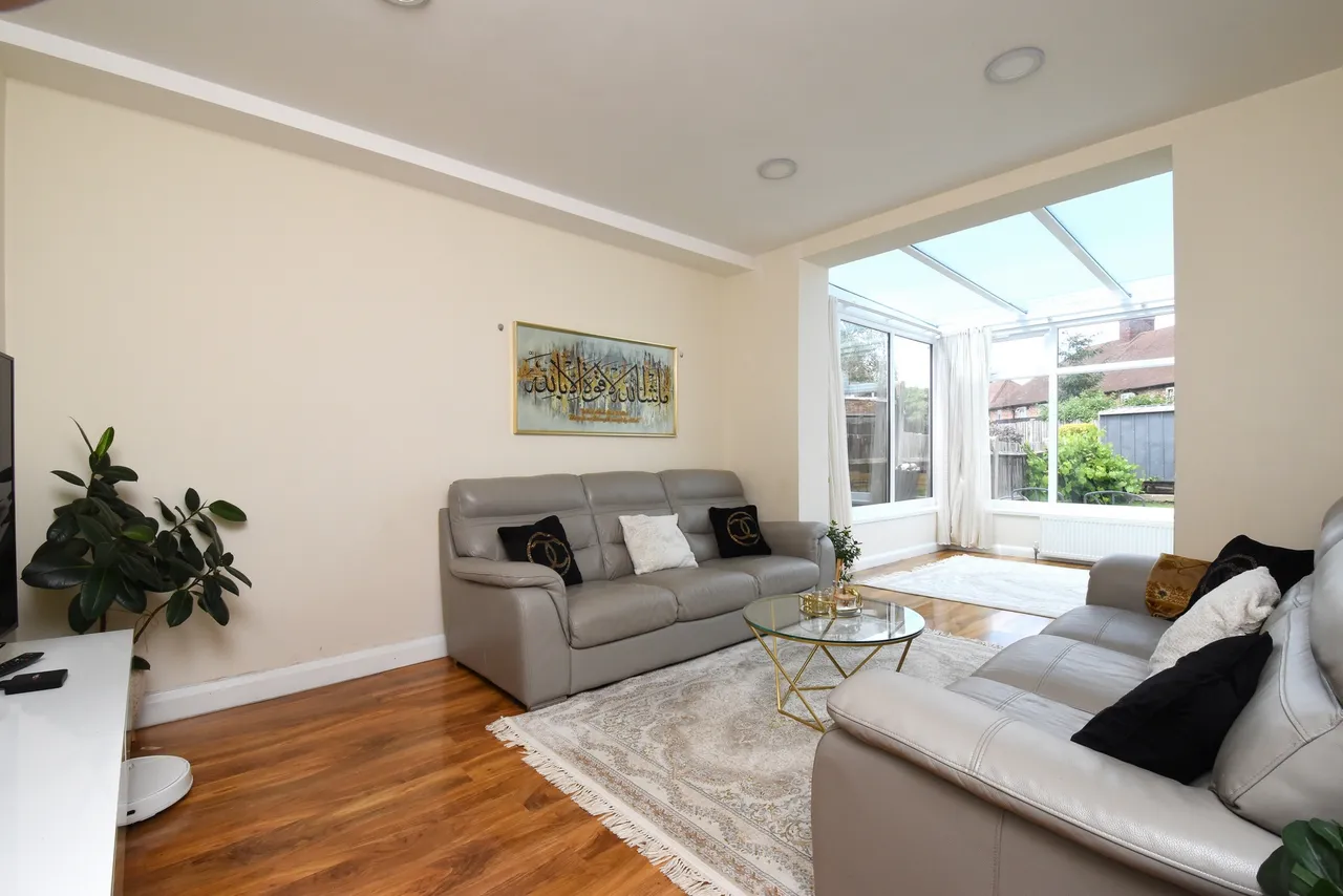 Westhorne Avenue, Eltham, SE9 6JU, photo 2