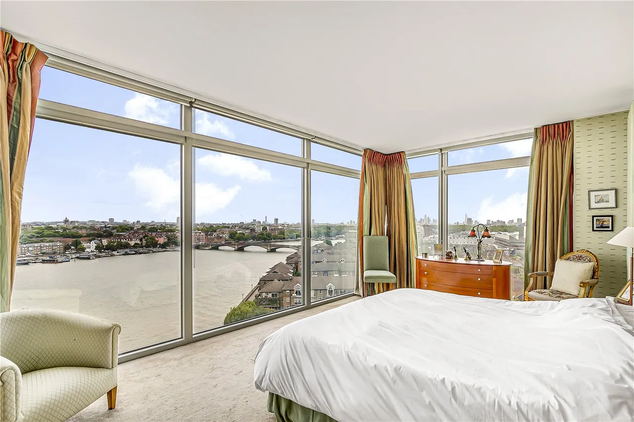 Battersea Church Road, London, SW11, photo 8