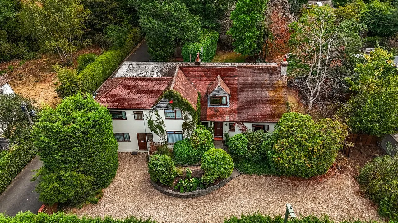 6 bed house for sale — Frimley Road, Ash Vale, Surrey, GU12 5PP