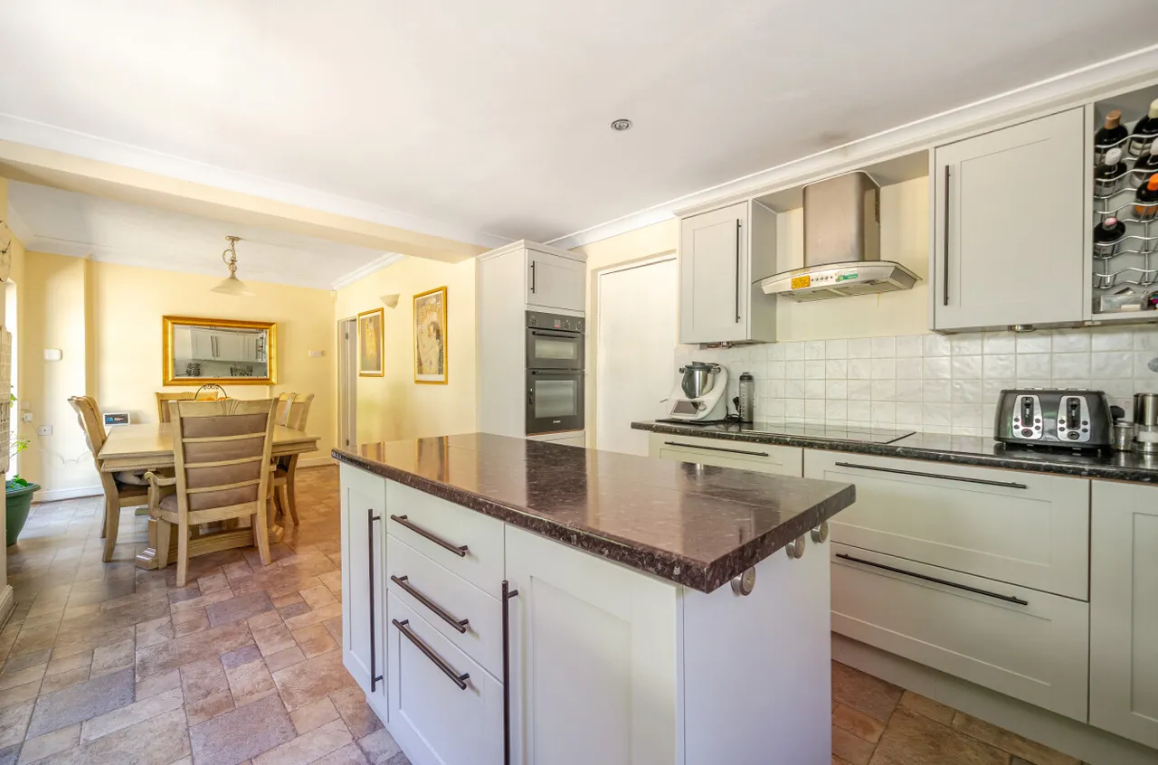 Frimley Road, Ash Vale, Surrey, GU12 5PP, photo 9