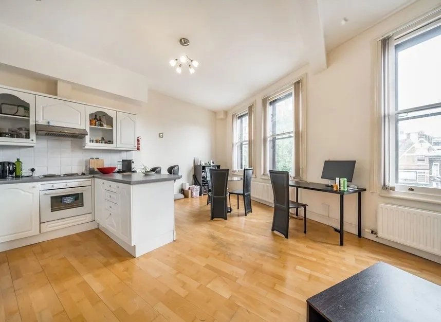 City Road, City Road, EC1V, photo 2