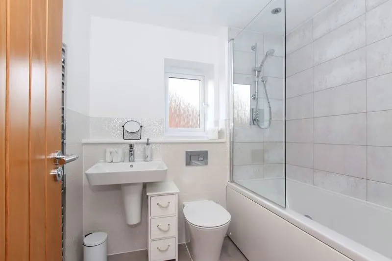 Waring Crescent, Aston Clinton, Buckinghamshire, HP22 0AB, photo 9
