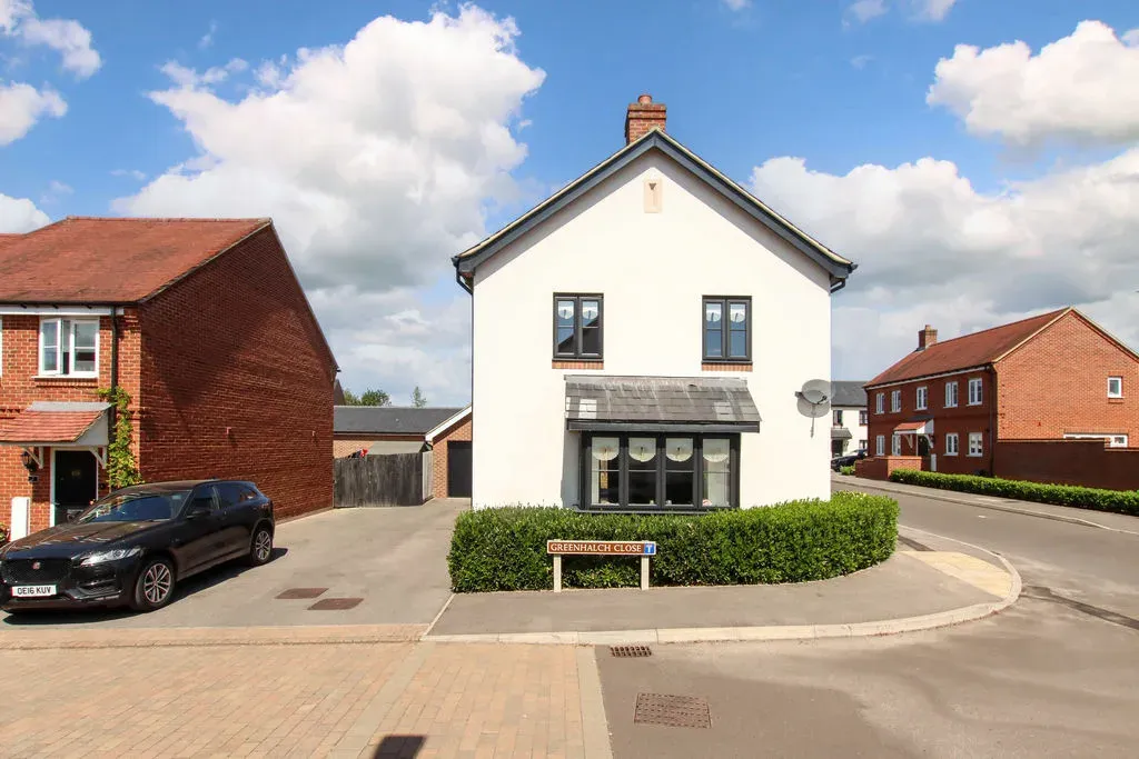 Waring Crescent, Aston Clinton, Buckinghamshire, HP22 0AB, photo 17