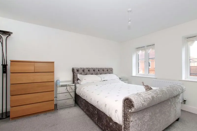 Waring Crescent, Aston Clinton, Buckinghamshire, HP22 0AB, photo 5