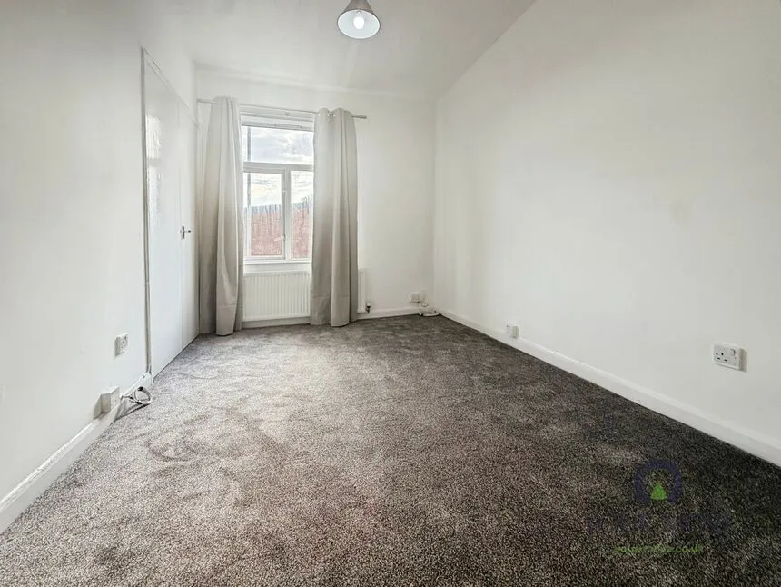 Long Lane, Halesowen, West Midlands, B62, photo 5