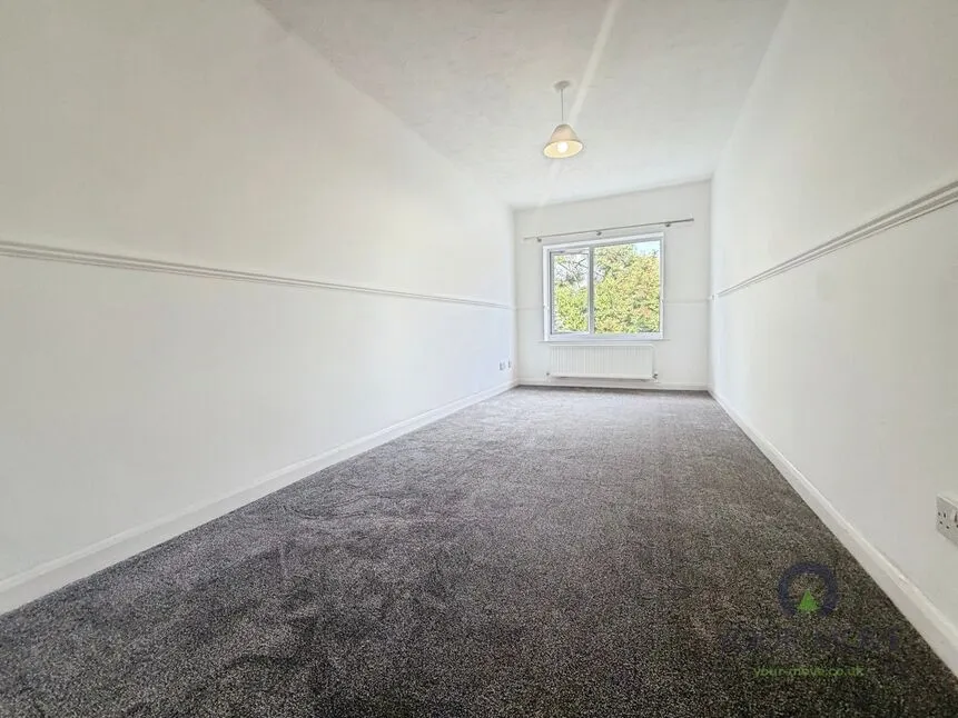 Long Lane, Halesowen, West Midlands, B62, photo 2