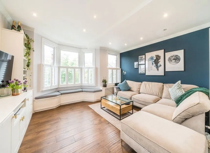Warren Road, Colliers Wood, SW19, photo 2