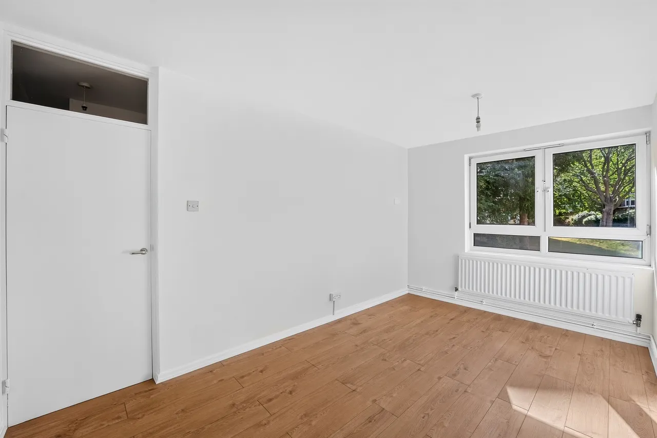 Keevil Drive, London, photo 8