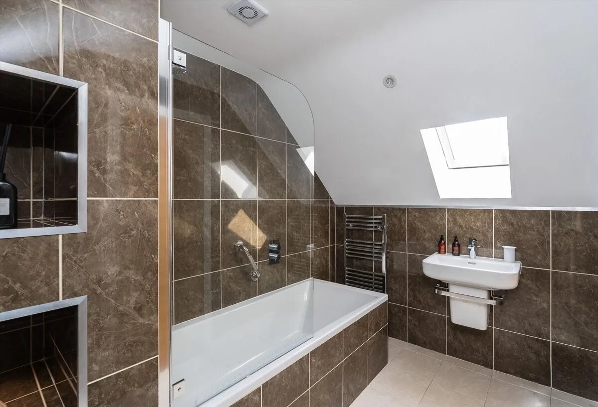 Boughton Hall Avenue, Send, GU23, photo 19