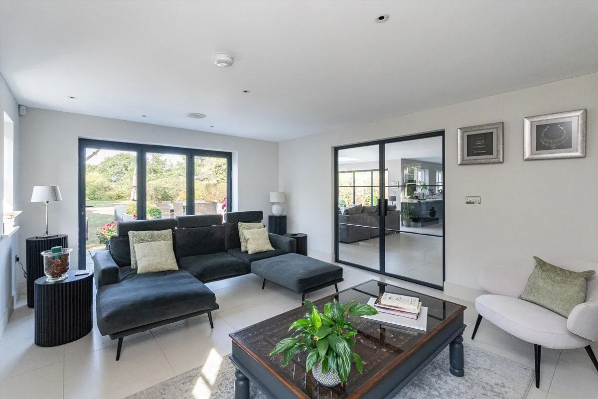 Boughton Hall Avenue, Send, GU23, photo 10