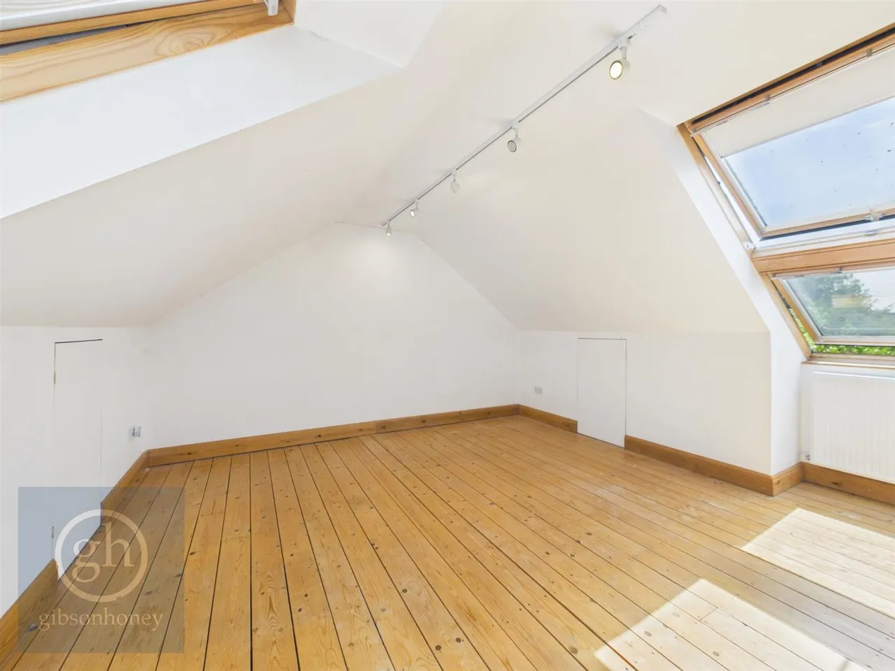 Sharps Lane, Ruislip, HA4 7JB, photo 28