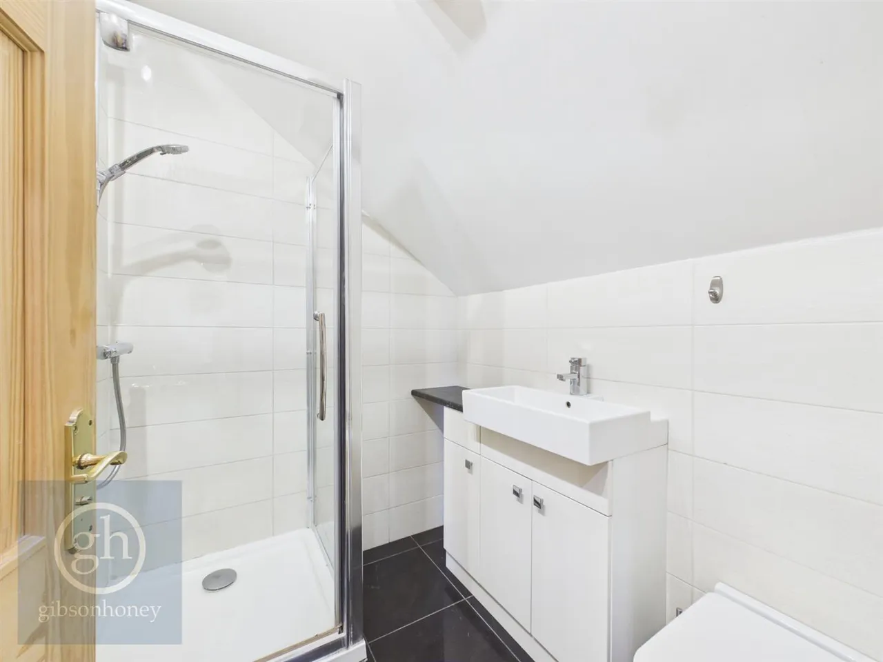 Sharps Lane, Ruislip, HA4 7JB, photo 21