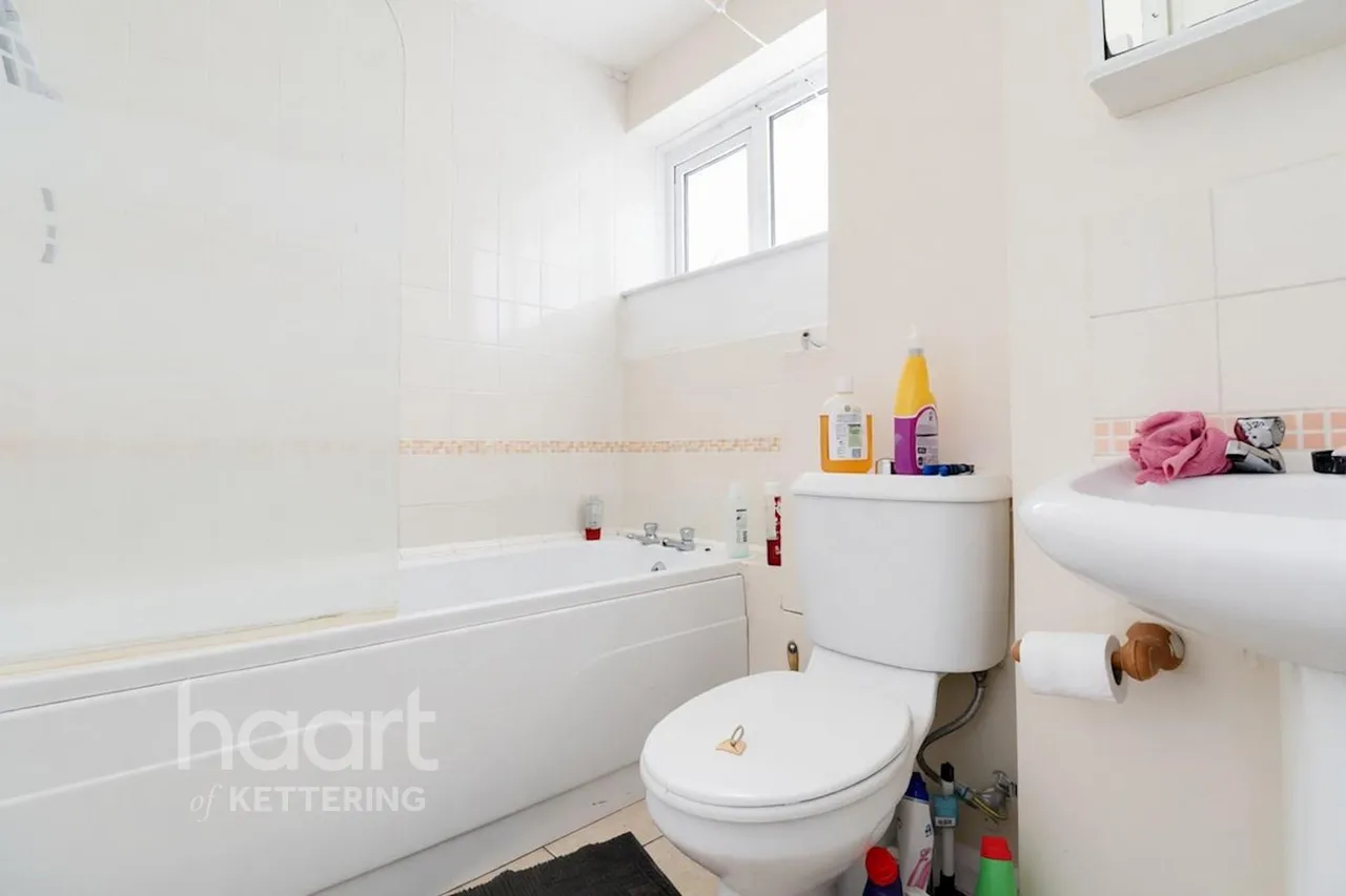 Branston Road, Oakham, LE15, photo 12