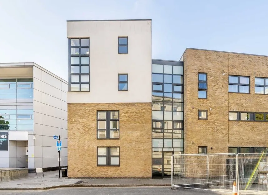 2 bed flat to rent — Reading Lane, London Fields, E8