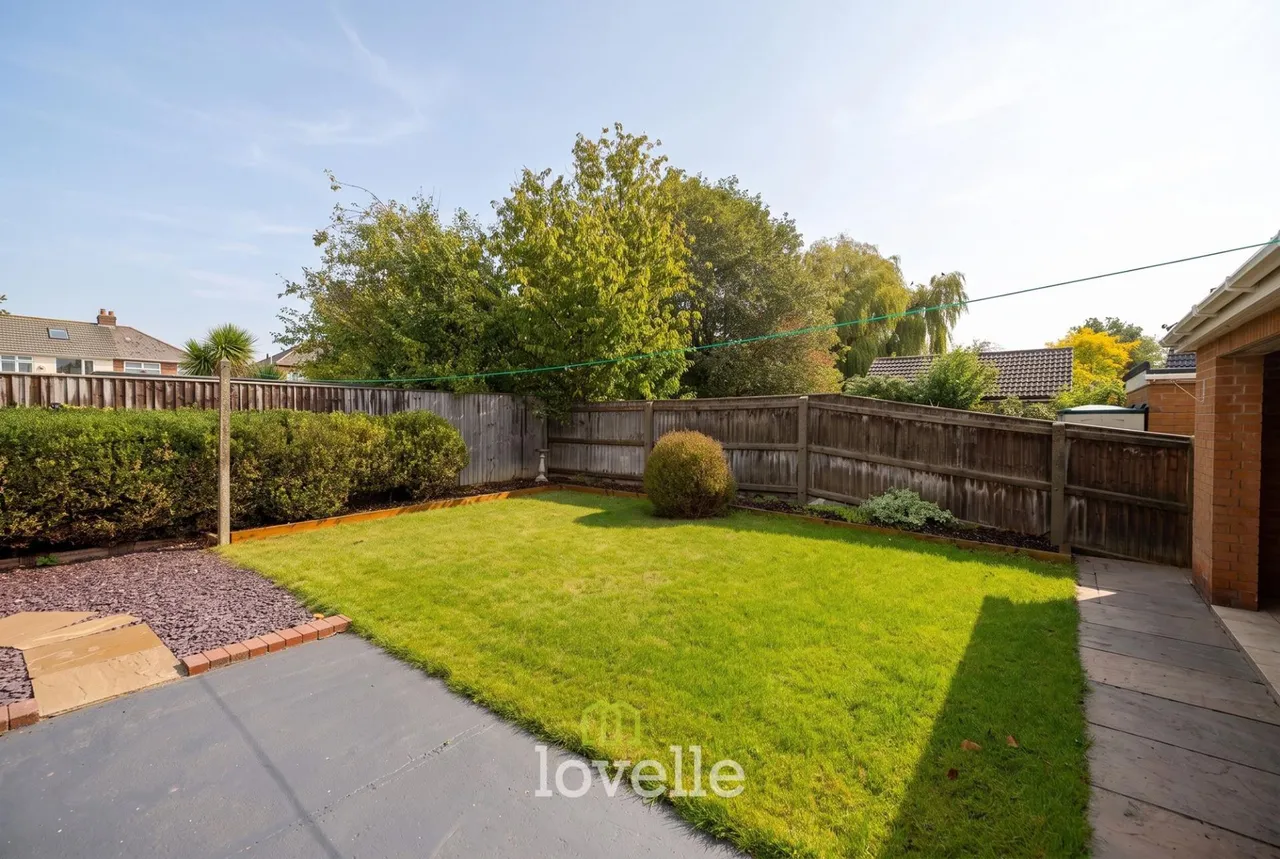 Carmen Crescent, Holton-Le-Clay, DN36, photo 19