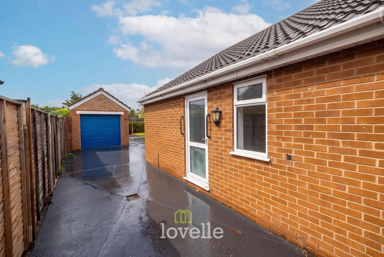 Carmen Crescent, Holton-Le-Clay, DN36, photo 20